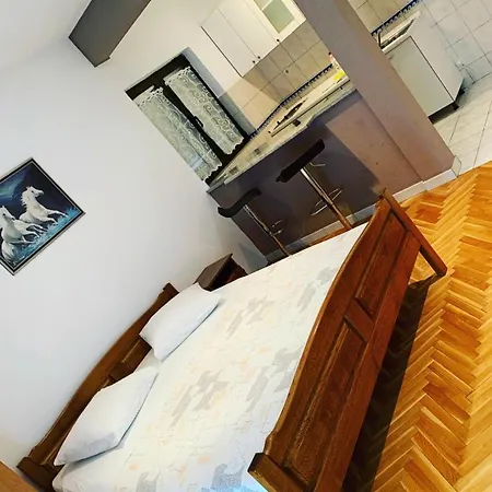 Tucepska 5 Ferienwohnung *