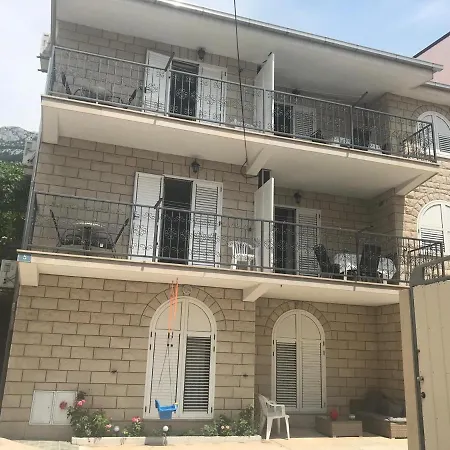 Tucepska 5 Ferienwohnung